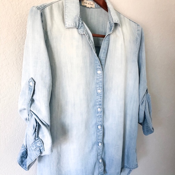 Cloth & Stone Denim Button Up Shirt - Picture 2 of 5